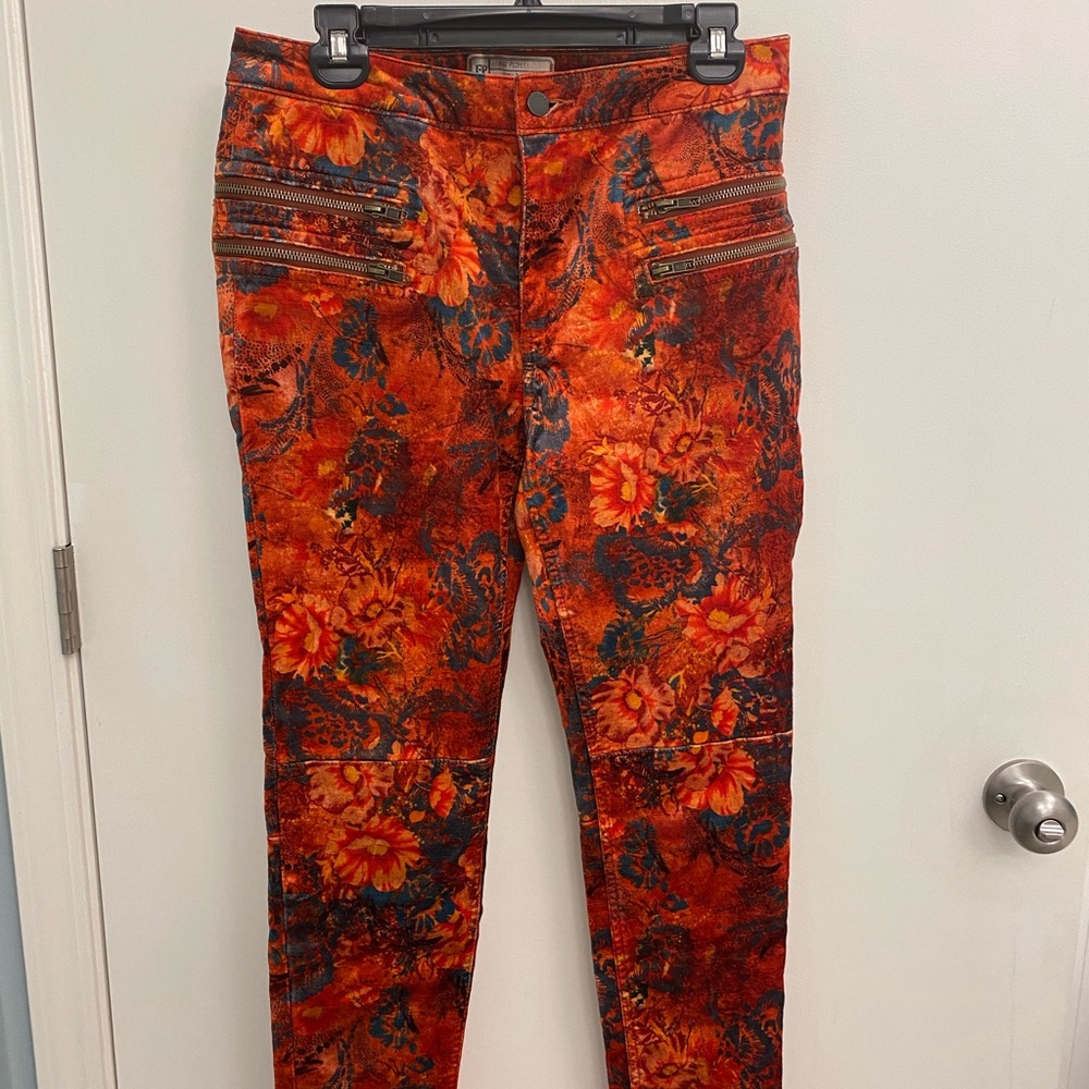 Free People Orange Lennon Pants Euc Flowers Size 8